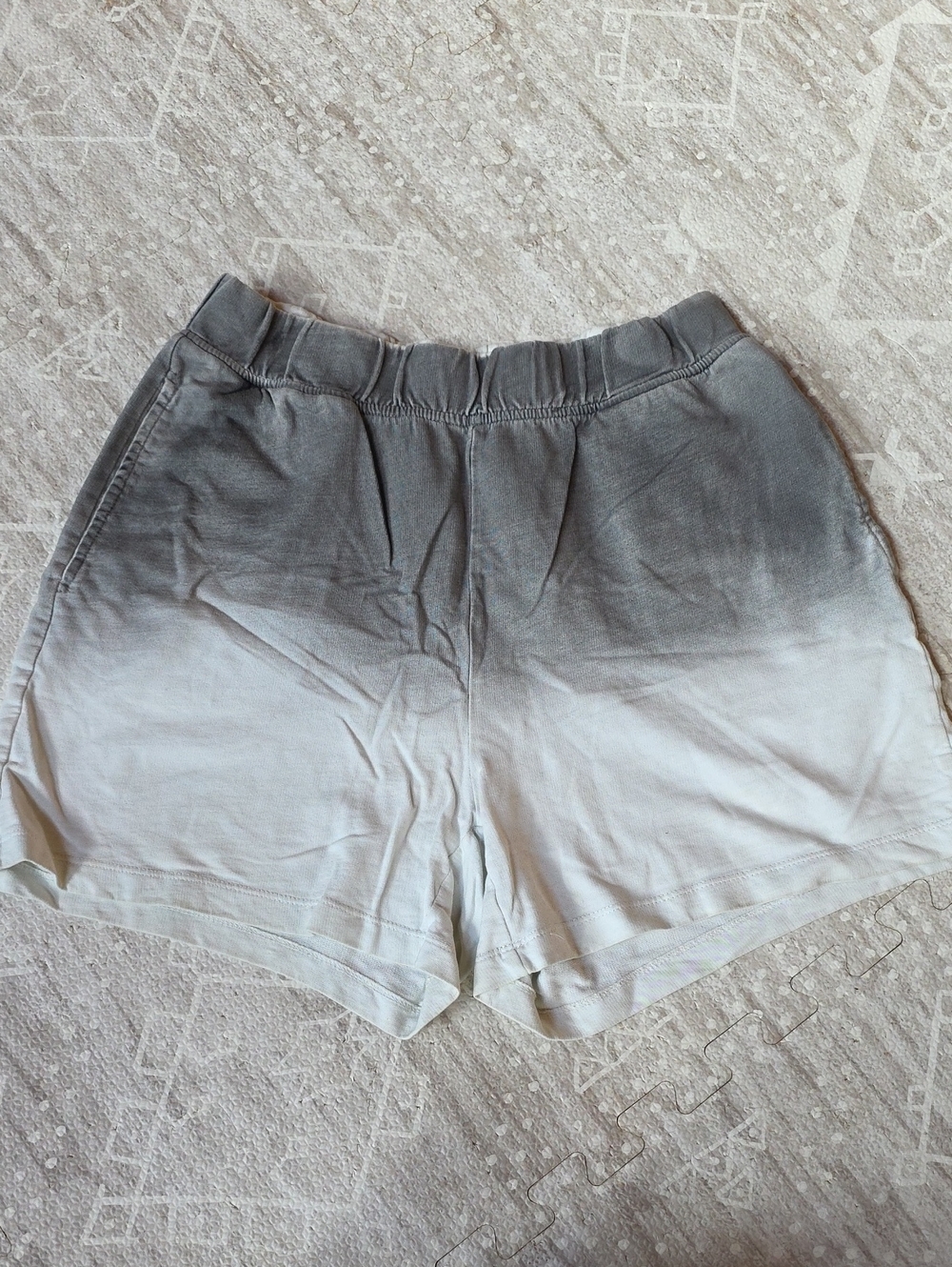 Vero Moda 100% Cotton Gray-to-White Ombre Athletic Shorts